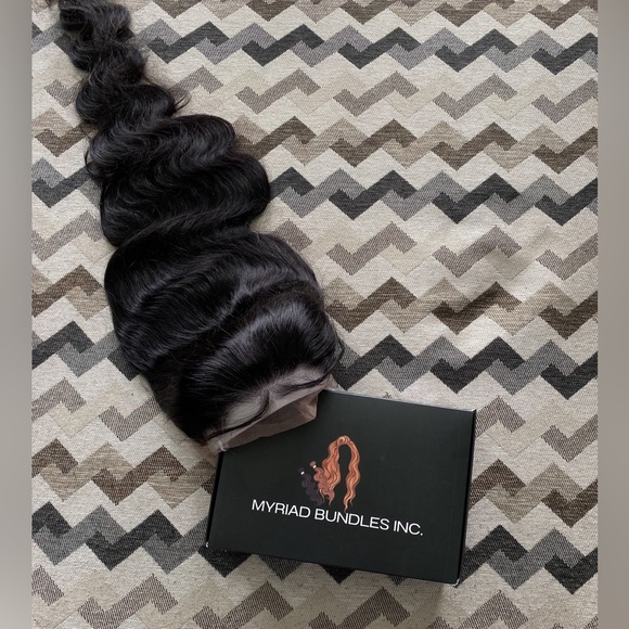 100% HUMAN HAIR WIG (1b) 30”